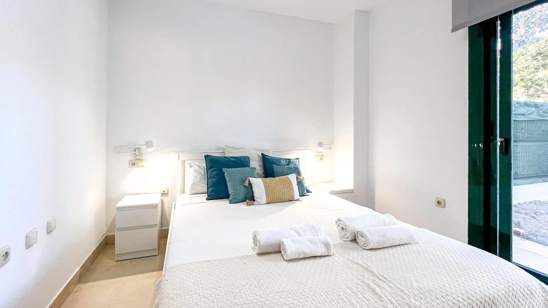Oleholidays Dunas De Artola 500 M. Playa Apartment Marbella